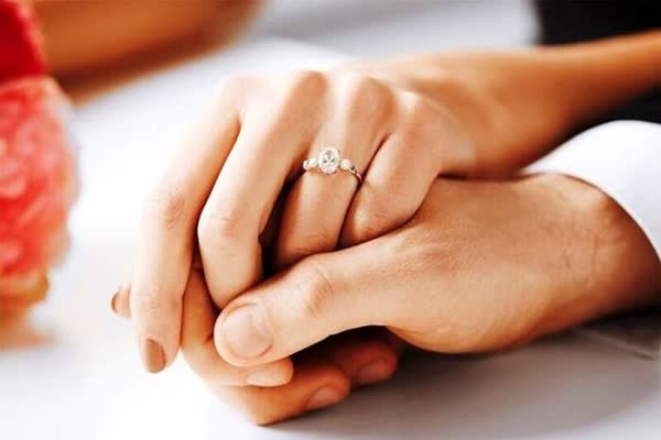 تبلیغ جنجالی سایت همسریابی در صداوسیما