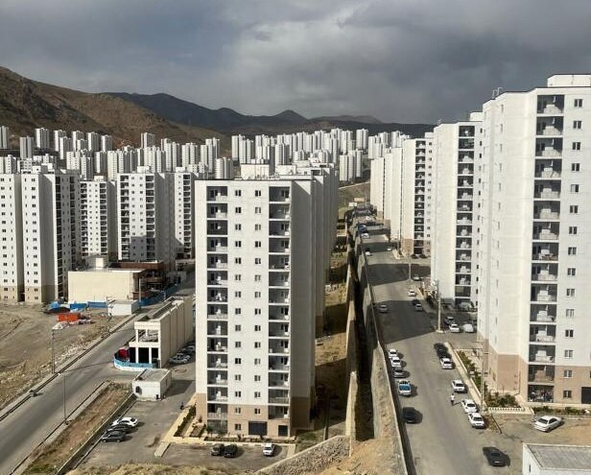 تمایل ایرانیان از خانههای ویلایی و بزرگ به خانههای قفسی تبدیل شد! تمایل ایرانیان از خانههای ویلایی و بزرگ به خانههای قفسی تبدیل شد!